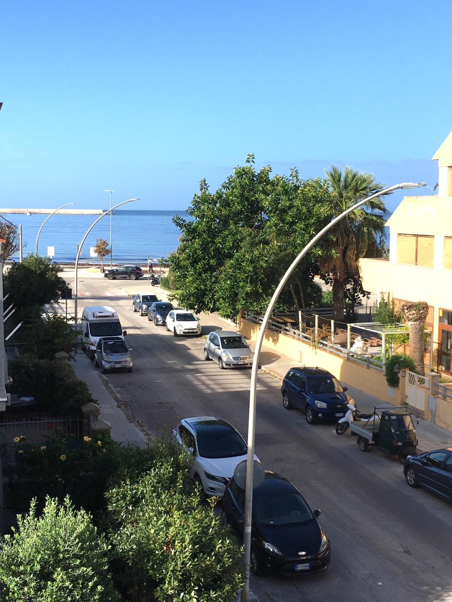 Il Mare Di Alida Apartment *